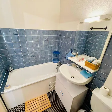 Appartement à Arcachon, Proche Centre, Balcon Ensoleillé, Parking, à 600m De La - Fr-1-433-98 *