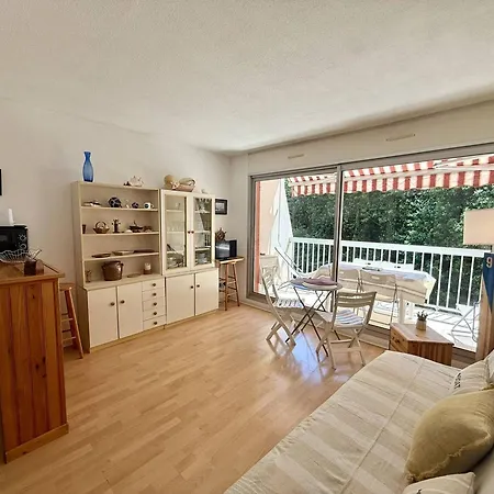 Apartamento à Arcachon, Proche Centre, Balcon Ensoleillé, Parking, à 600m De La - Fr-1-433-98 *